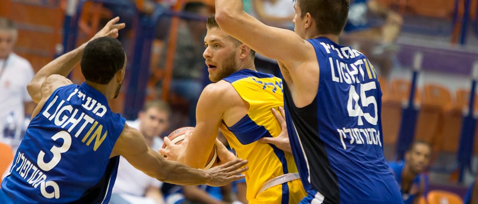 El Maccabi, de mal en peor