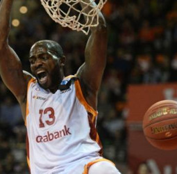 Stephane Lasme, una nueva joya en el mercado estival