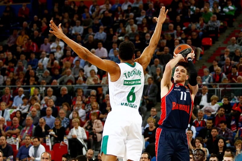 Baskonia negocia la renovación de Matt Janning