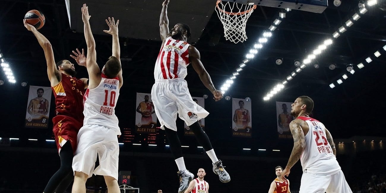 El Galatasaray se estrena a costa del Olympiacos (89-87)
