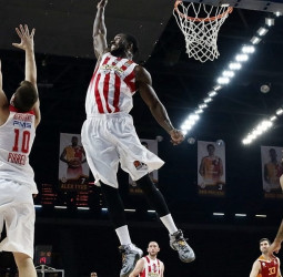 El Galatasaray se estrena a costa del Olympiacos (89-87)