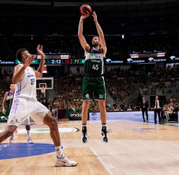La buena racha del Unicaja, a prueba en la difícil cancha del Real Madrid