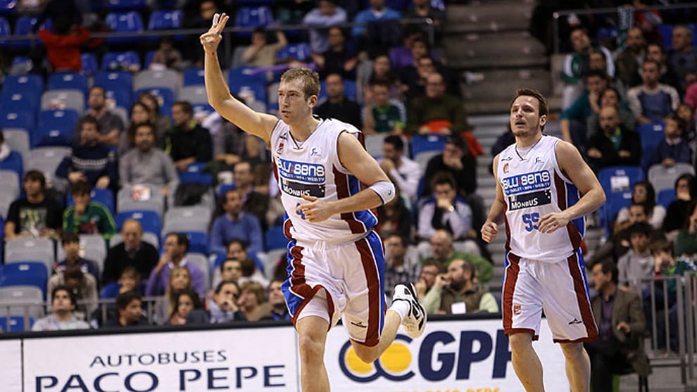 Robbie Hummel anuncia su retirada
