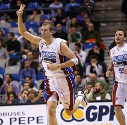 Robbie Hummel anuncia su retirada