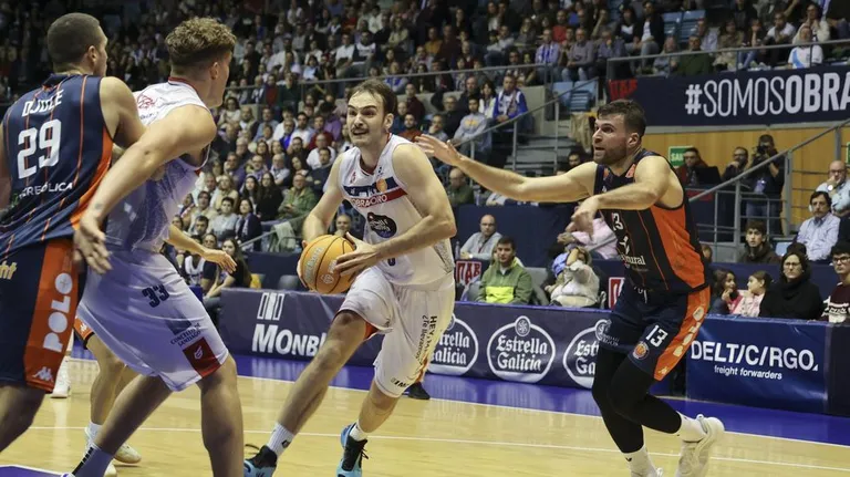El Monbus Obradoiro 2025/26: 1×1 Alejandro Galán