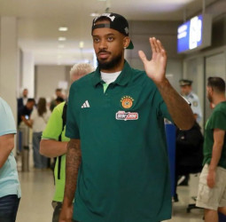 Lorenzo Brown aterriza en Atenas