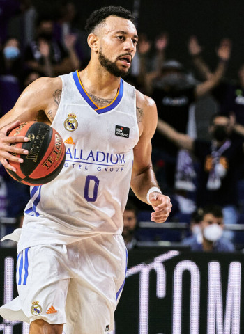 Nigel Williams-Goss sufre una lesión en el tendón extensor del tercer dedo