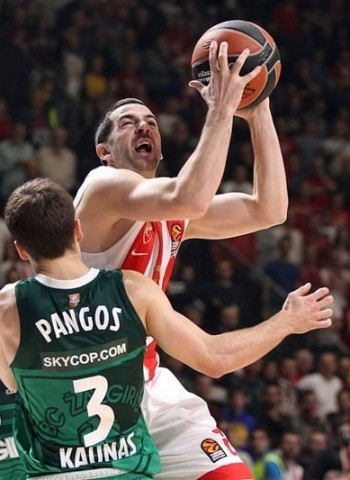 Davidovac y Rochestie marcan la diferencia ante el Zalgiris (77-65)