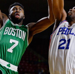 Joel Embiid, dos años después, debuta en la NBA