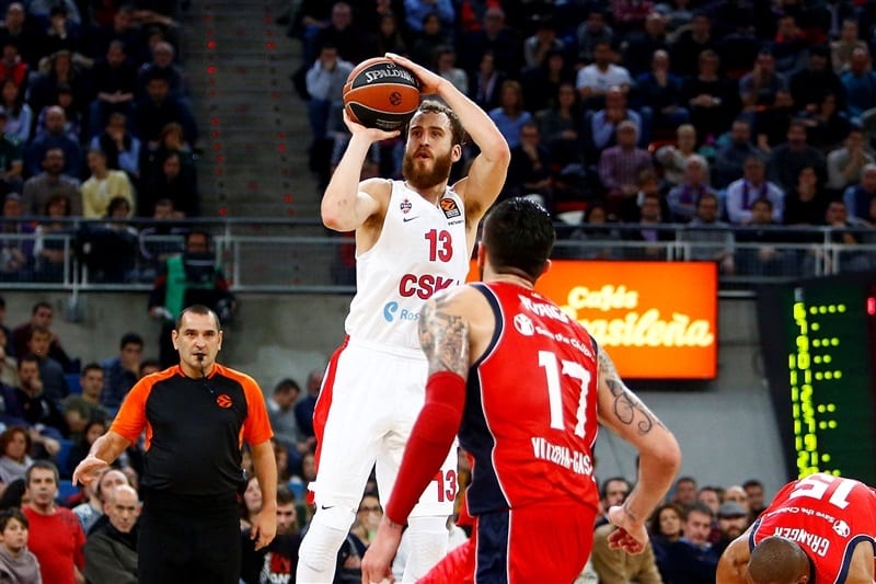 Baskonia tutea al líder, pero cae en el Buesa (81-90)
