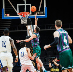 Unicaja busca la final de la Copa FIBA Intercontinental ante el Al Riyadi Beirut