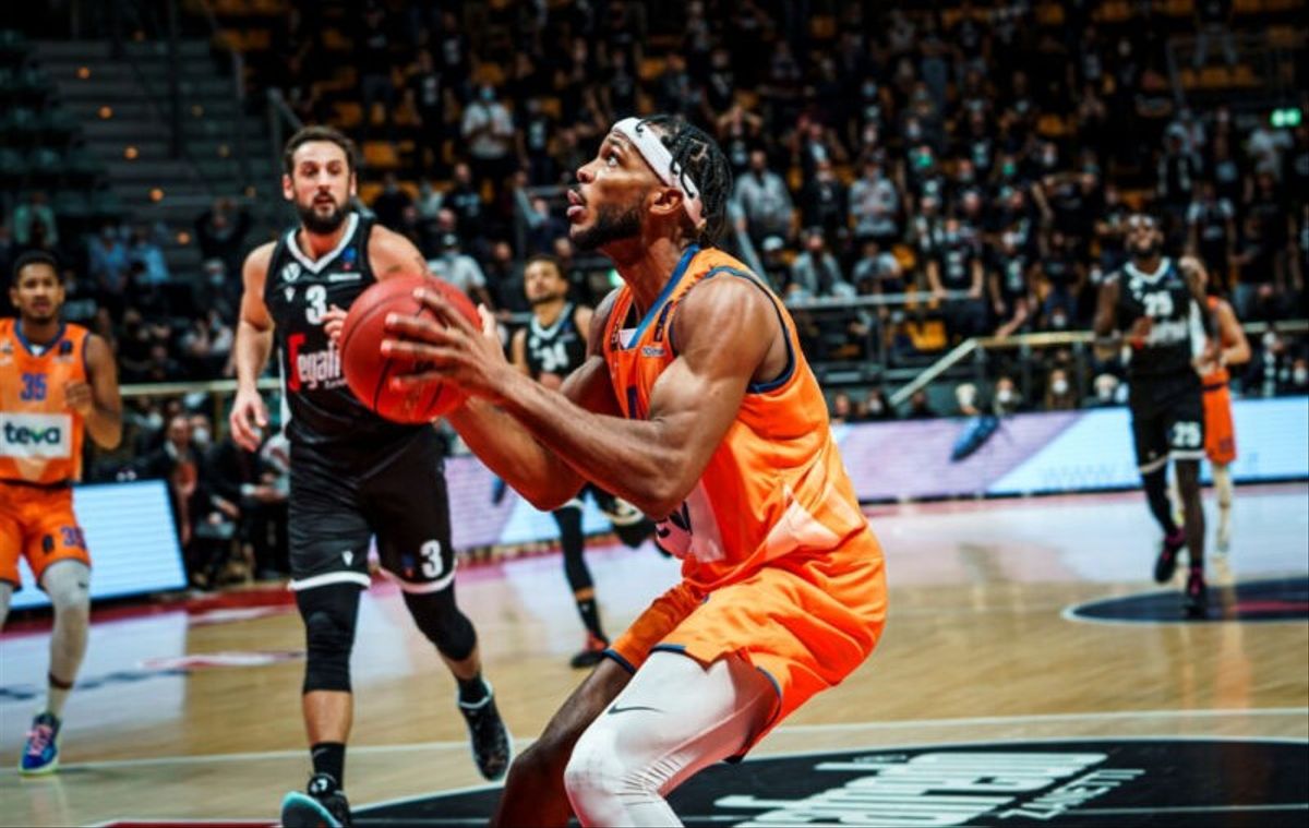 Jaron Blossomgame, cerca del As Mónaco