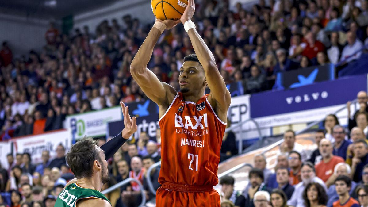 Virtus Bologna lanza una ofensiva por Derrick Alston Jr.