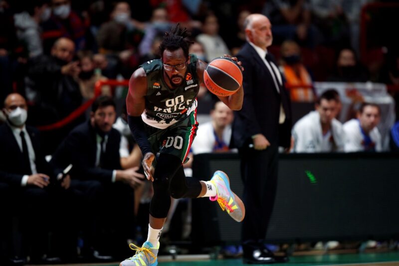 La Virtus Bolonia se apunta a larga lista de interesados por John Brown III