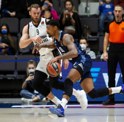 Jordan Mickey llega a un acuerdo con la Virtus Bolonia