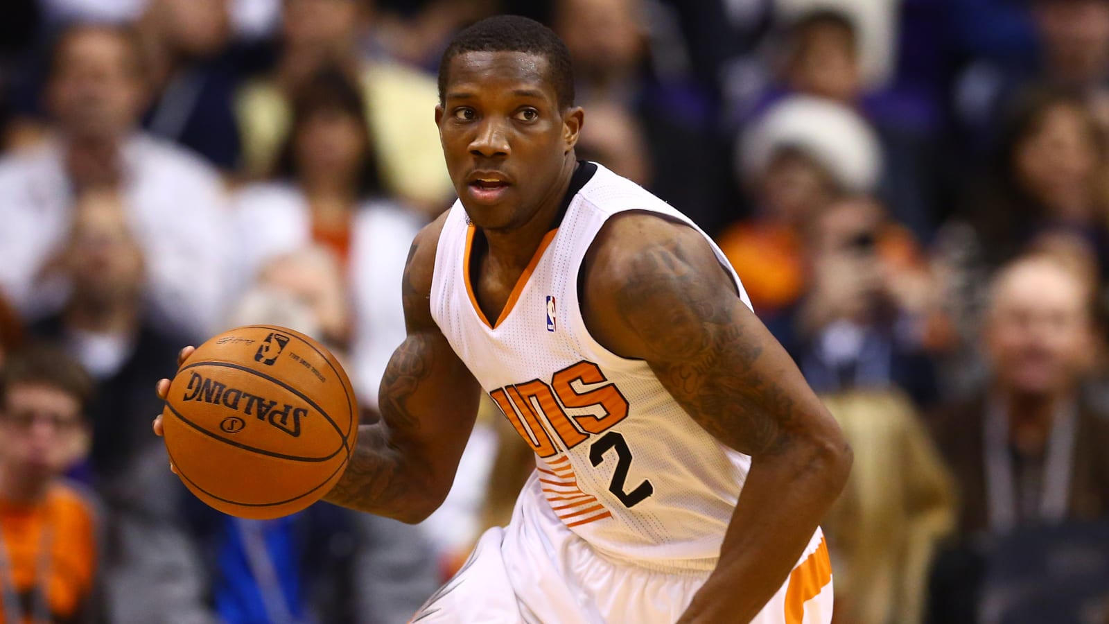 Pistons y Suns negocian por Bledsoe