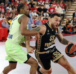 El Mónaco viajará a Barcelona con sus deberes hechos, 92-79 [2-0]