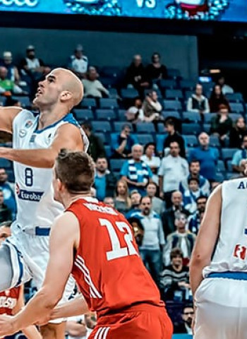 Grecia muestra su mejor versión (95-77)