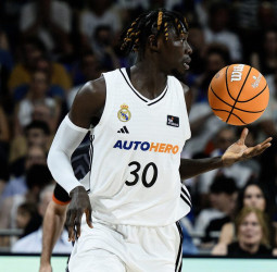 Serge Ibaka y Eli John Ndiaye no seguirán en el Real Madrid
