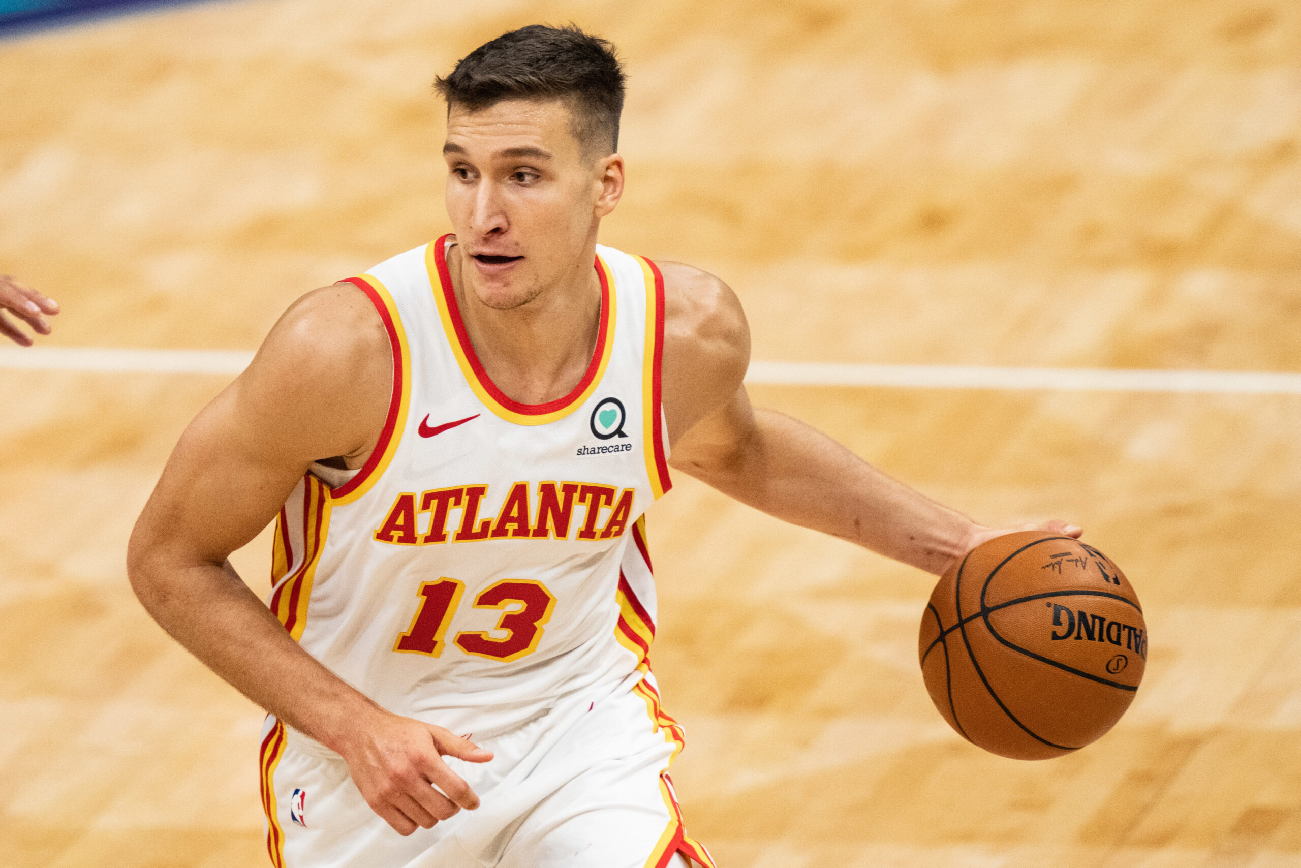 Varios equipos intentan negociar con los Hawks por Bogdan Bogdanovic