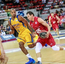 El Herbalife Gran Canaria sale de Zaragoza con una trabajada victoria (95-99)