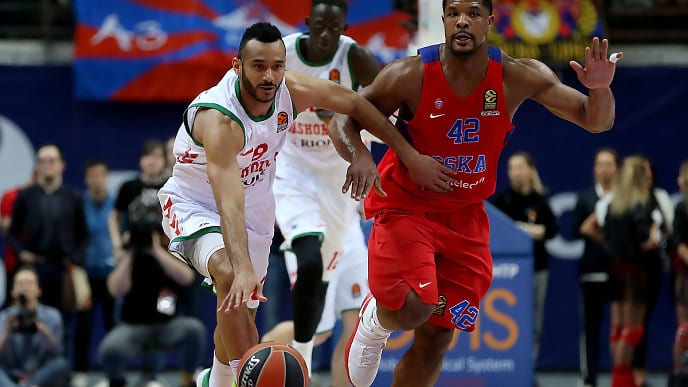 Adam Hanga, nombrado mejor defensor de la Euroliga