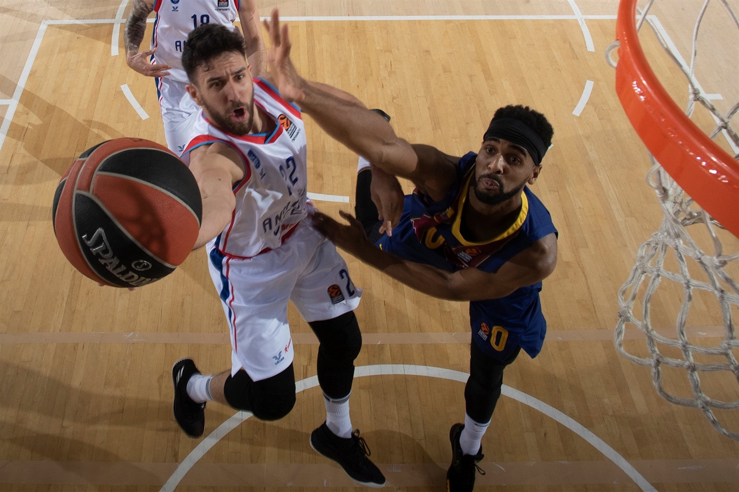 Un impresionante Vasile Micic asalta el Palau Blaugrana (86-88)