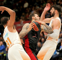 El Baskonia cae en Milán (81-74)