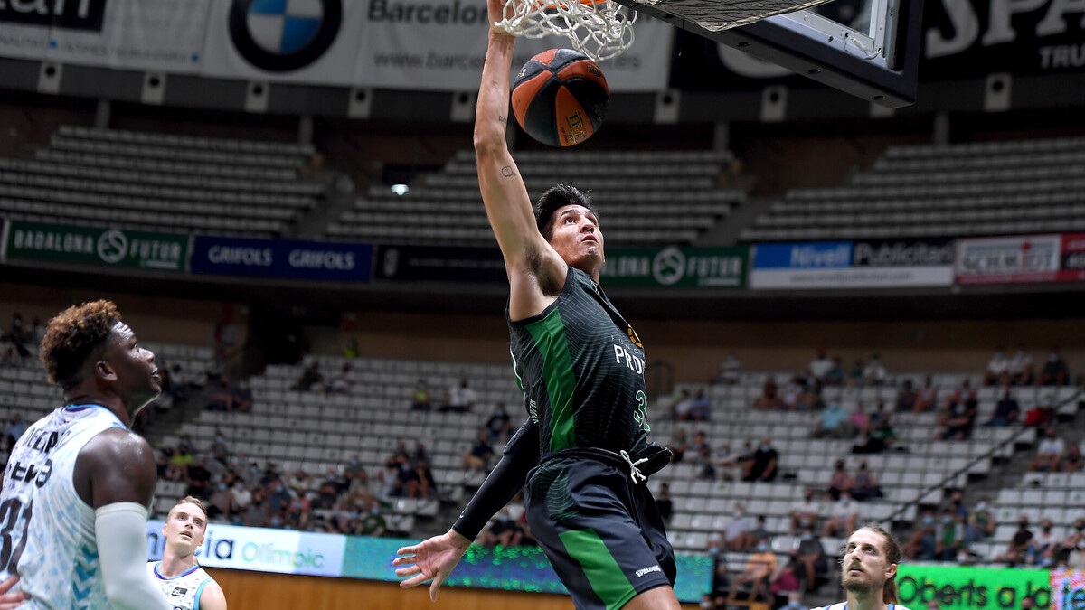 Victoria de la Penya contra Bilbao Basket para estrenar la acb (85-79)