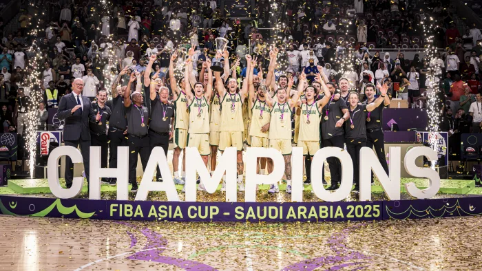 Australia completa el ‘three-peat’ en la FIBA Asia Cup