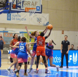 BAXI Ferrol supera al Ensino Lugo en la bocina, 61-59