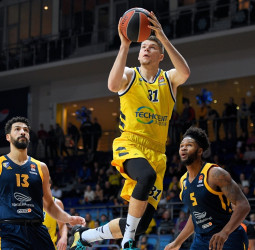 El Panathinaikos sondea el fichaje de Rokas Giedraitis