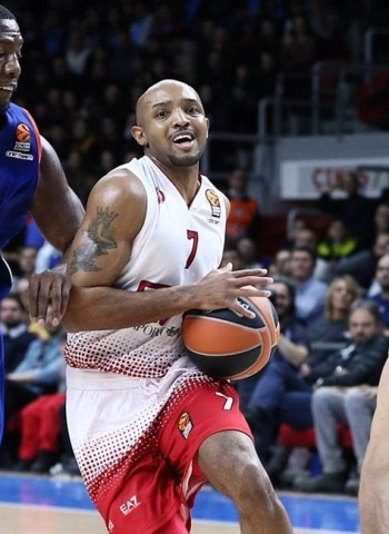 Ricky Hickman, entre Brose Baskets y el Olympiacos