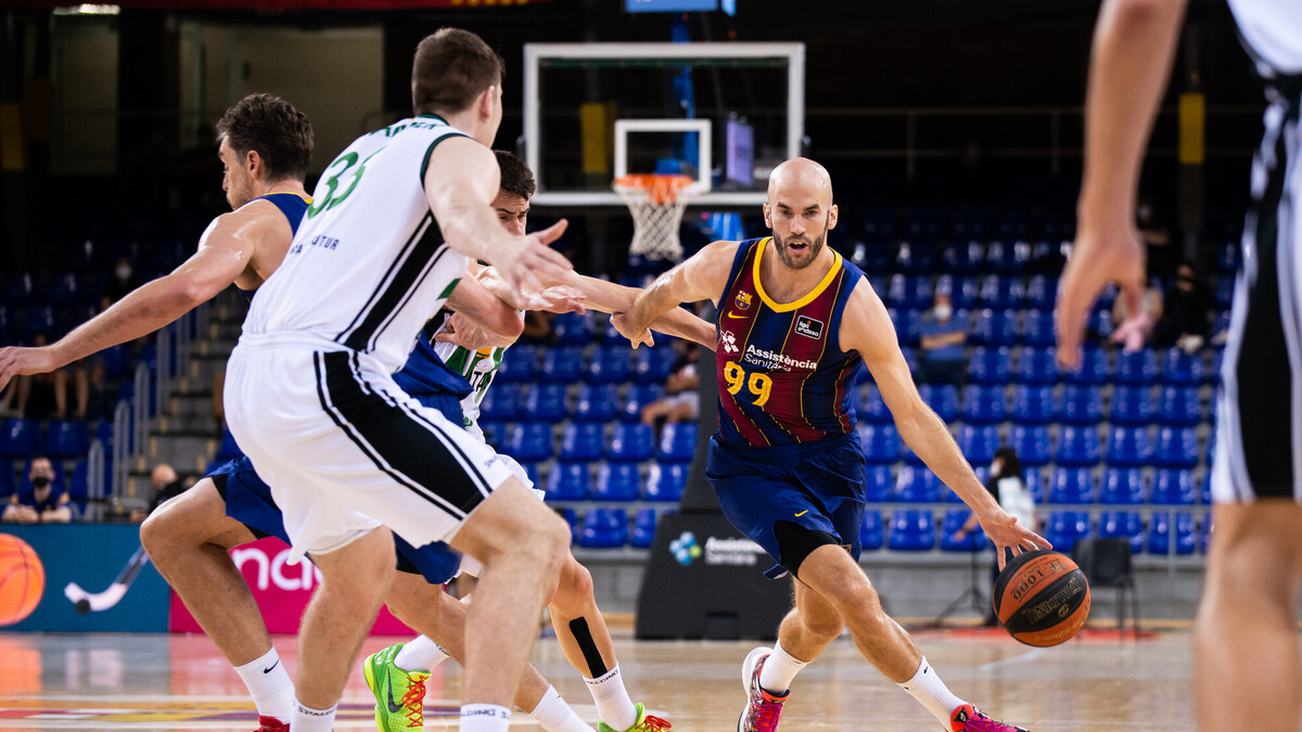 El Barça no da opción al Joventut y se clasifica para semifinales (94-73)
