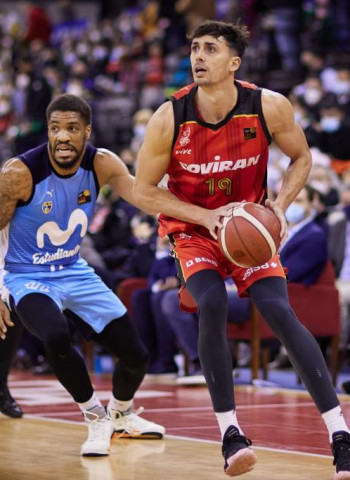El líder Estudiantes no aprovecha las derrotas de EasyCharger Palencia y Unicaja Oviedo