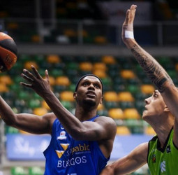 El San Pablo se rehace en la segunda parte y gana al Urbas Fuenlabrada (93-79)