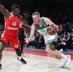 El Zalgiris gana y aparta al Baskonia del playoffs, 80-83