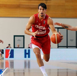 Un gran Pustovyi no es suficiente para ganar a Croacia