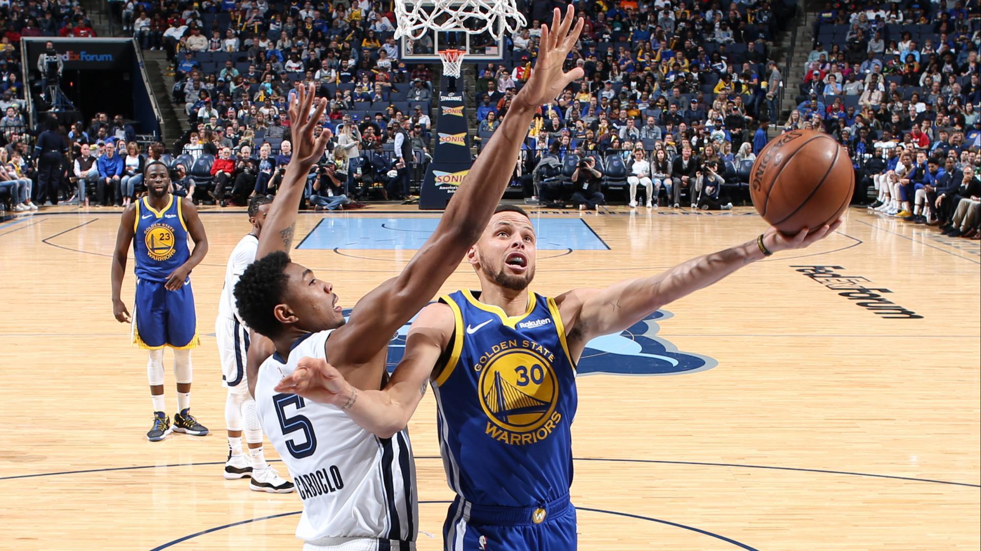 Curry ejecuta a los Grizzlies, y los 50 puntos de Booker no sirven para que los Suns ganen