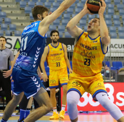 El Herbalife Gran Canaria se lleva el triunfo de San Sebastián (65-79)