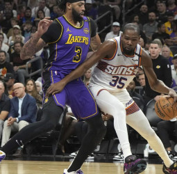 La noche NBA: Los Celtics siguen imparables y los Suns superan al imbatido Lakers