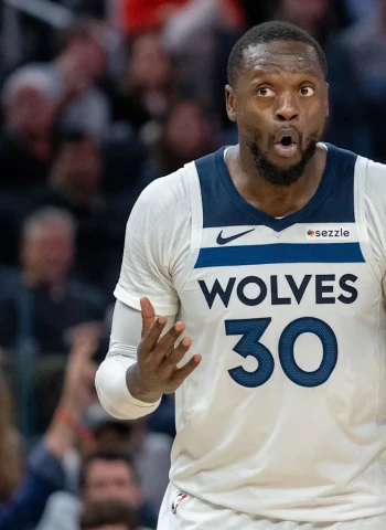 Julius Randle renueva por 3 años y 100 millones