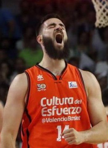 El Valencia le ofrecerá un gran contrato de renovación a Bojan Dubljevic