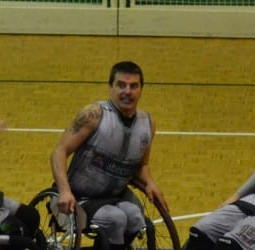 El AMFIV Vigo se lleva el derbi gallego en la pista del Basketmi (45-67)