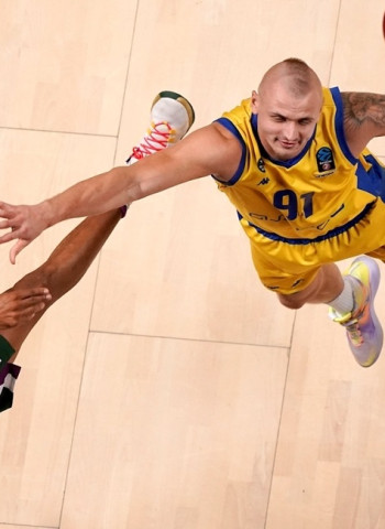 Unicaja Málaga, al Top 16 con un gran partido (91-69)
