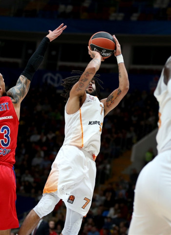 Pierria Henry y el Baskonia no se ponen de acuerdo