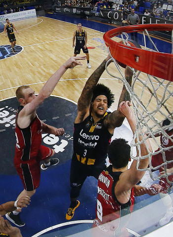 Intensidad, cabeza... ¡y afición! para defender el fortín