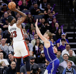 Videoresúmenes de la jornada NBA (4 games) 26/02