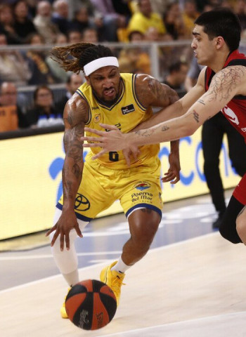 El Gran Canaria pasa por encima del Zaragoza, 111-85