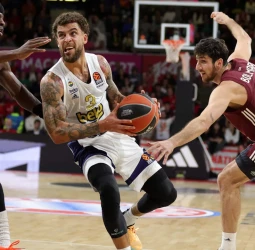 Fenerbahce somete al Bayern con un Wilbekin brillante, 67-76